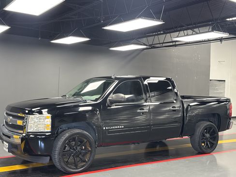 Used 2009 Chevrolet Silverado 1500 LS RWD image 1