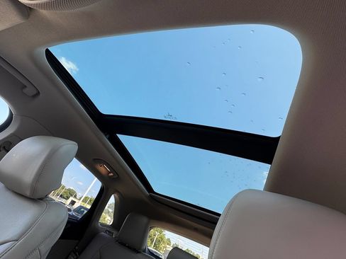 Used 2018 Lincoln MKC Reserve FWD image 29