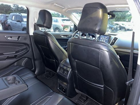 Used 2022 Ford Edge Titanium image 39