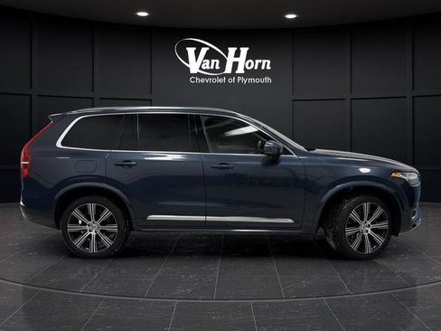 Used 2024 Volvo XC90 B5 Plus image 2