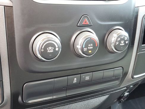 Used 2019 RAM 1500 Express w/ Express Value Package AWD/4WD image 22