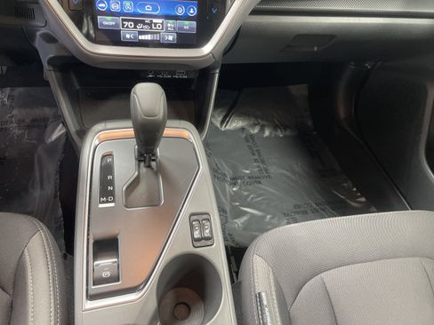 Used 2025 Subaru Crosstrek 2.5i Premium AWD/4WD image 19