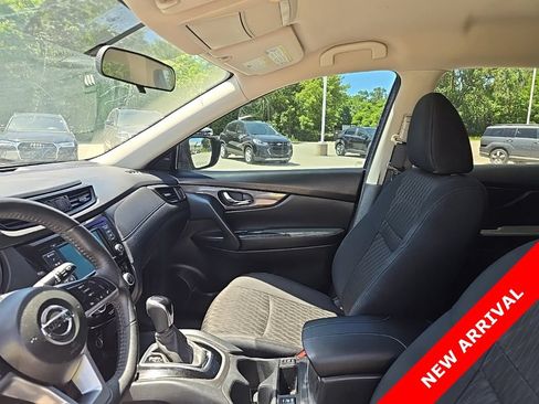 Used 2020 Nissan Rogue S AWD/4WD image 5