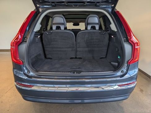 Used 2024 Volvo XC90 B5 Plus w/ Protection Package Premier image 5