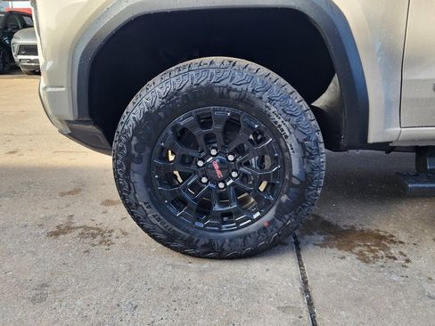 New 2026 GMC Canyon Elevation w/ Convenience Package image 52