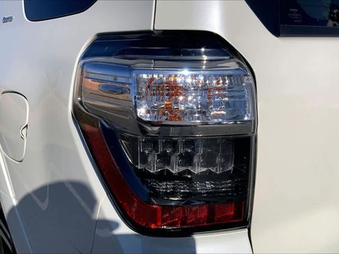 Used 2023 Toyota 4Runner Limited image 25