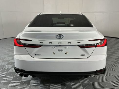 Used 2025 Toyota Camry SE w/ Convenience Package FWD image 7