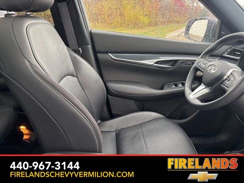 Used 2024 INFINITI QX50 Sport image 29