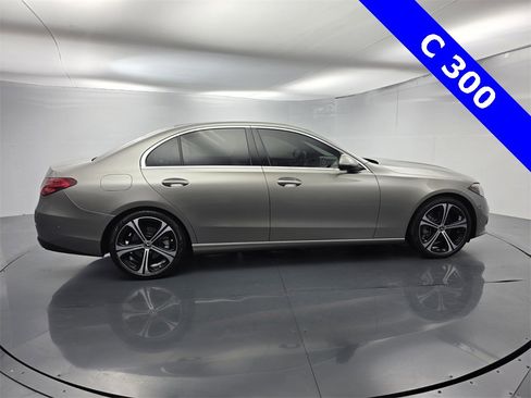 Used 2023 Mercedes-Benz C 300 Sedan image 3