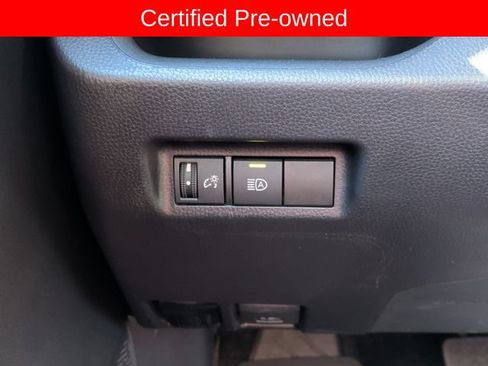 Certified 2025 Toyota RAV4 XLE AWD/4WD image 24