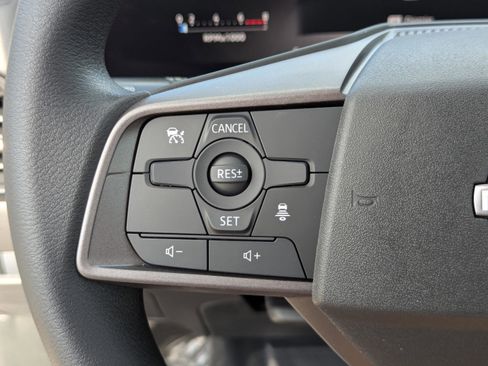 New 2026 Nissan Sentra SV w/ Floor Mat Package FWD image 27