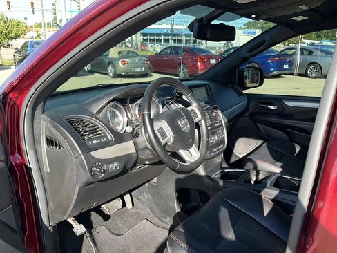 Used 2020 Dodge Grand Caravan GT FWD image 89