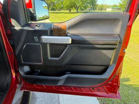 Used 2019 Ford F150 Lariat w/ Trailer Tow Package AWD/4WD image 18