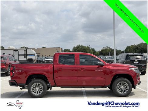 New 2026 Chevrolet Colorado LT w/ LT Convenience Package AWD/4WD image 3