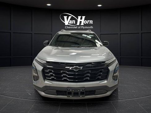 New 2026 Chevrolet Equinox LT w/ Convenience Package II AWD/4WD image 2