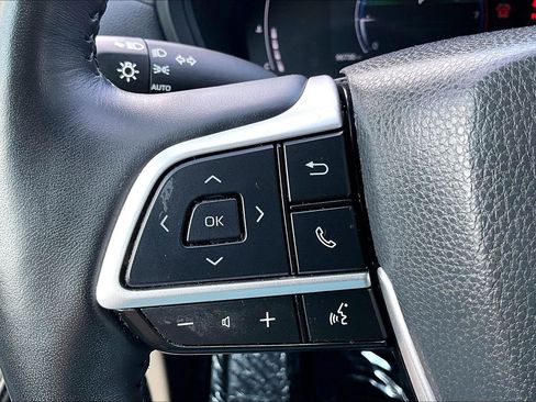 Used 2025 Toyota Grand Highlander FWD image 17
