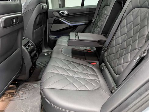 Used 2024 BMW X5 xDrive40i w/ M Sport Package AWD/4WD image 23