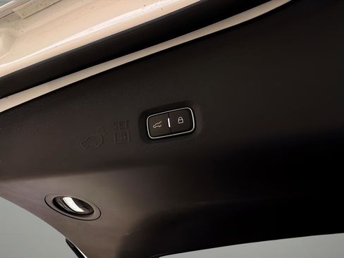 Used 2025 Lincoln Navigator L Reserve image 31