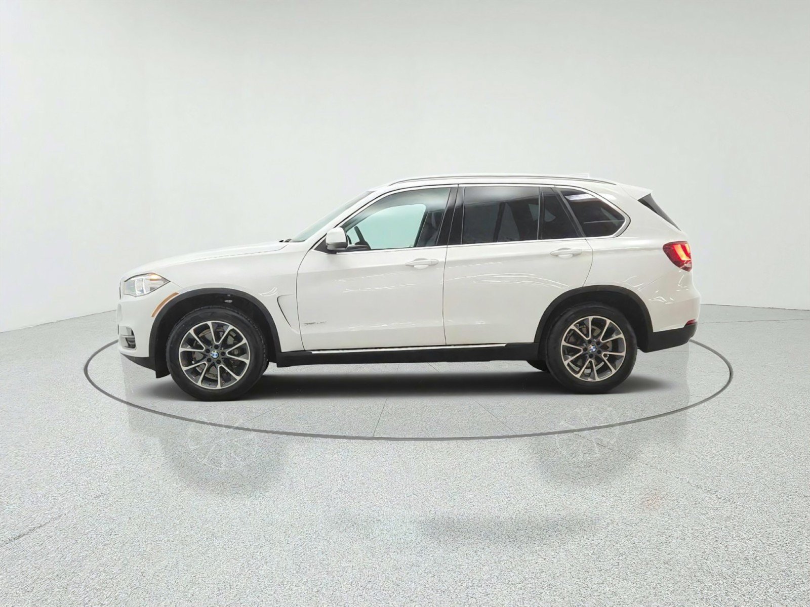 Used 2015 BMW X5 sDrive35i RWD image 8
