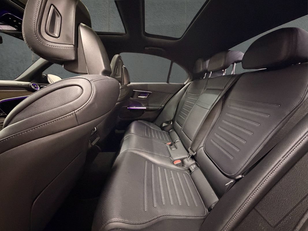 Used 2022 Mercedes-Benz C 300 Sedan image 25