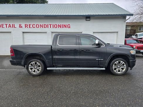 Used 2023 RAM 1500 Limited w/ Trailer Tow Group image 2