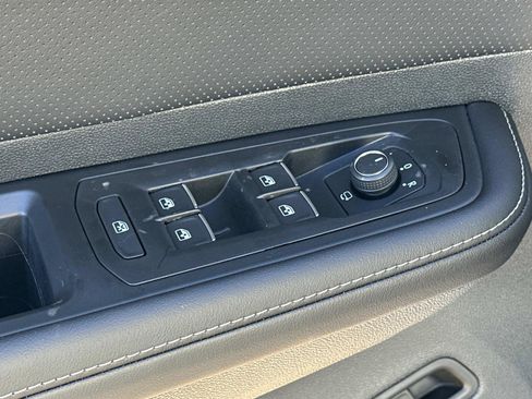 New 2026 Volkswagen Atlas SEL Premium R-Line image 18