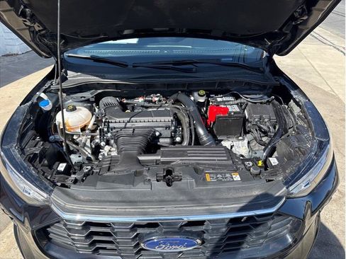 Used 2025 Ford Escape ST-Line Select AWD/4WD image 19