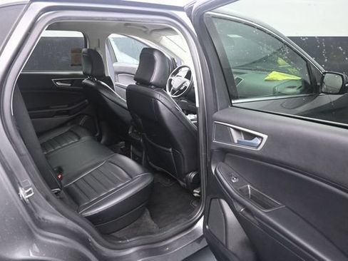Used 2024 Ford Edge SEL AWD/4WD image 44