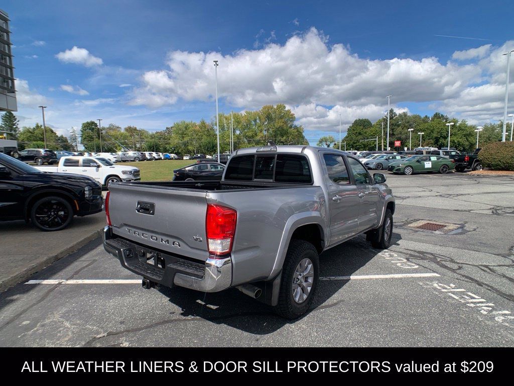 Used 2017 Toyota Tacoma SR5 w/ Tow Package AWD/4WD image 3