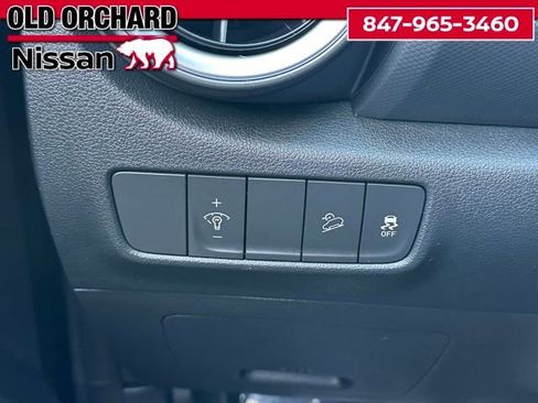 Used 2022 Hyundai Kona Limited AWD/4WD image 20
