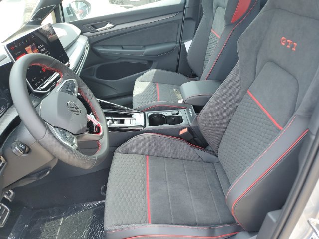 New 2026 Volkswagen GTI SE FWD image 16
