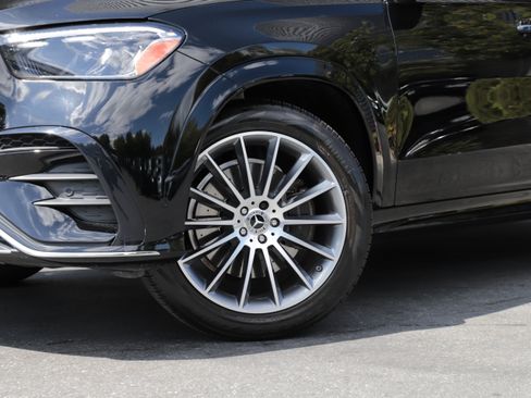 Used 2024 Mercedes-Benz GLE 350 4MATIC image 2