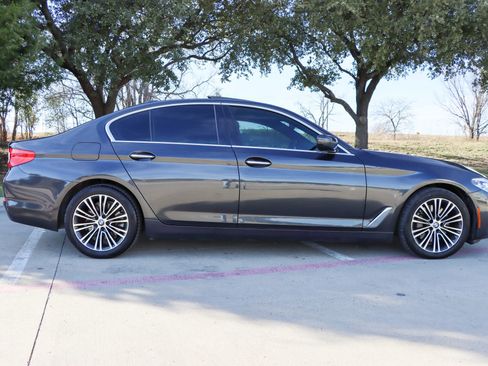 Used 2018 BMW 530i xDrive image 8