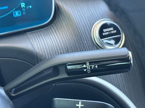 New 2025 Mercedes-Benz C 300 4MATIC Sedan image 18