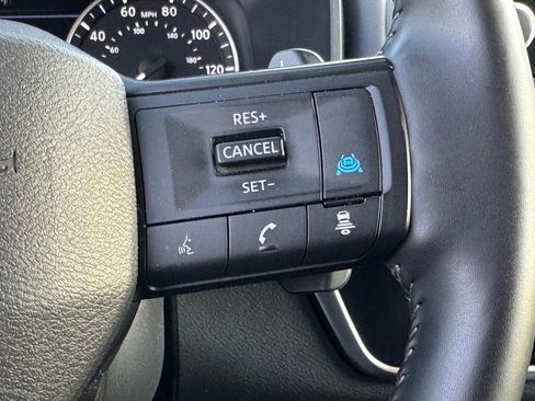 Certified 2025 Nissan Rogue SV image 19