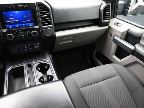 Used 2020 Ford F150 XL w/ Equipment Group 101A Mid RWD image 39