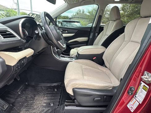 Used 2019 Subaru Ascent Premium image 9