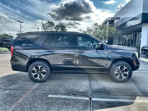 New 2026 GMC Yukon AT4 w/ AT4 Premium Plus Package AWD/4WD image 10