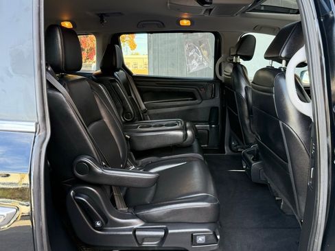 Used 2023 Honda Odyssey Touring image 23