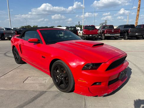 Used 2014 Ford Mustang GT Premium w/ Electronics Package RWD image 4