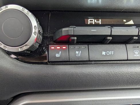 Used 2025 Toyota Tundra Platinum w/ TRD Off-Road Package image 5