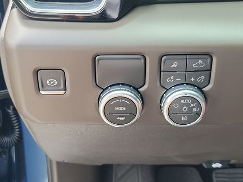 Used 2026 GMC Sierra 1500 Denali RWD image 30