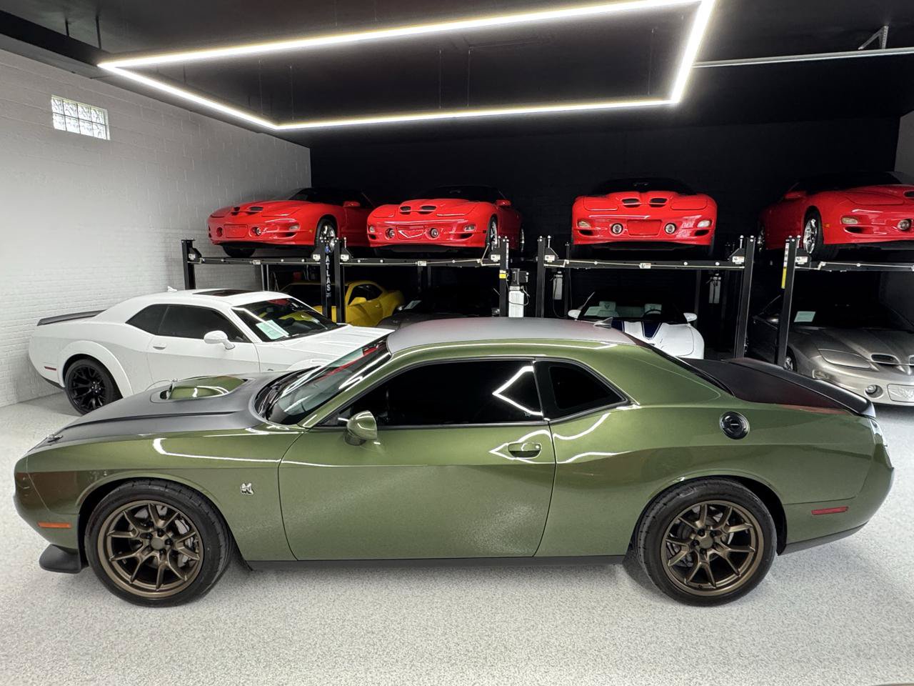 Used 2020 Dodge Challenger R/T Scat Pack RWD image 10