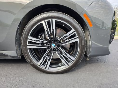Used 2023 BMW i7 xDrive60 AWD/4WD image 4
