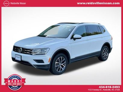 Used 2020 Volkswagen Tiguan SE w/ Panoramic Sunroof Package