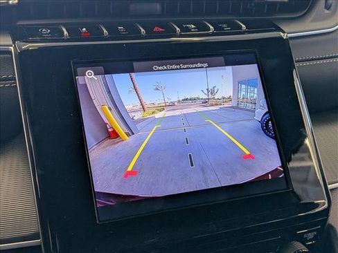 Used 2025 Jeep Grand Cherokee Laredo X w/ Trailer Tow Package AWD/4WD image 18
