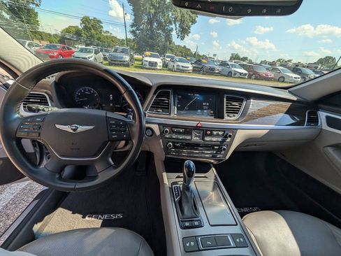 Used 2017 Genesis G80 3.8 w/ Option Group 02 RWD image 12