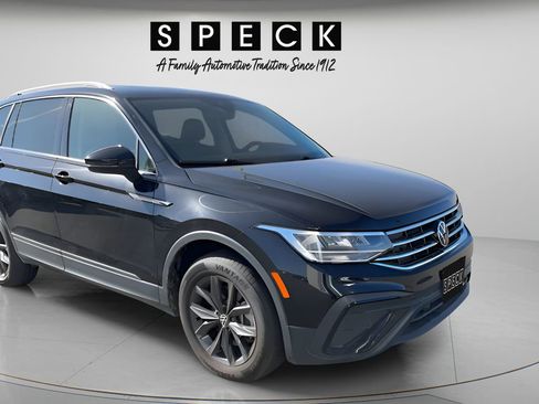 Used 2024 Volkswagen Tiguan SE AWD/4WD image 15