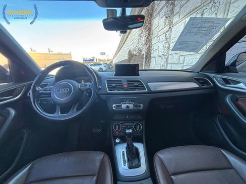 Used 2017 Audi Q3 2.0T Premium Plus w/ Premium Plus Package image 18