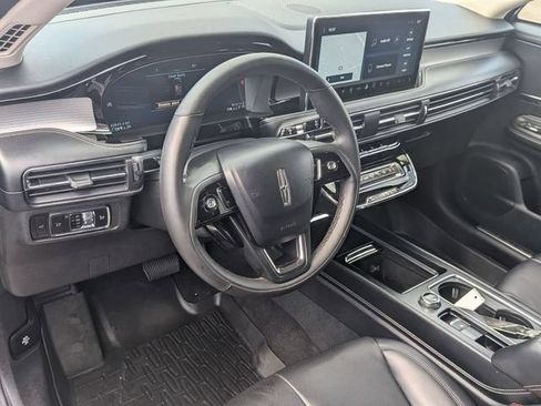 Certified 2023 Lincoln Corsair AWD w/ Equipment Group 101A image 11